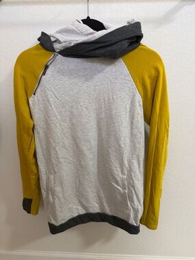 Women's Two-Tone Hooded Raglan Sweatshirt - Gray and Mustard